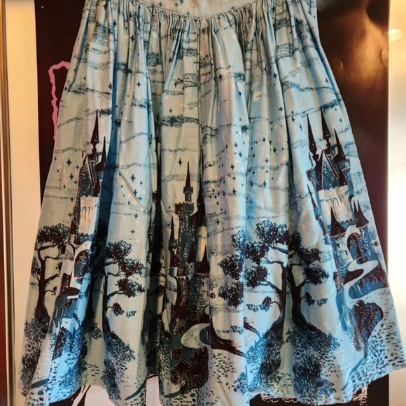 Pinup Girl Clothing BELLA VINTAGE SWING SKIRT IN BLUE FAIRY TALE CASTLE SZ S - Picture 3 of 6